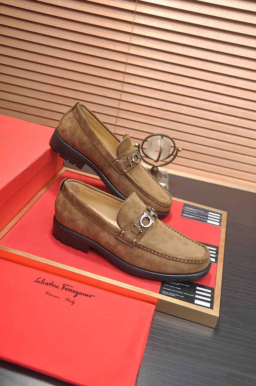 Men's shoes 💰560💶[Ferragamo/Ferragamu] (high-end Niuli) New 🍀 Ferragamo* - top version Ferragamo's classic formal leather shoes! Made of imported original cowhide, the inner top layer is comfortable cowhide lining! Original wear-resistant rubber outsole! High quality products! Code number 38-45 (45 customized)